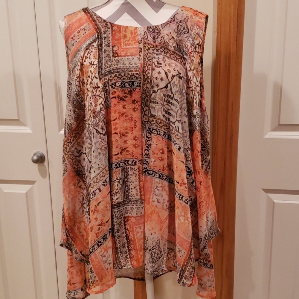 Sleeveless blouse